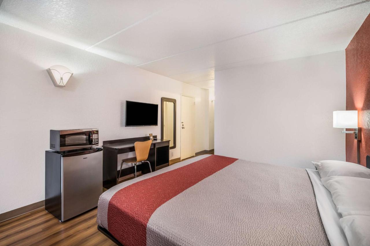 Motel 6-Henderson, Tx מראה חיצוני תמונה