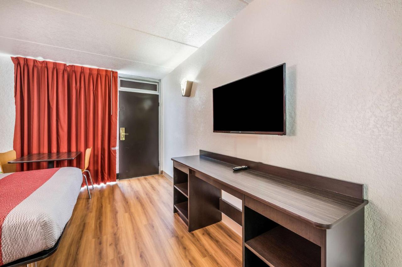 Motel 6-Henderson, Tx מראה חיצוני תמונה